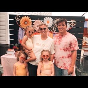 Meet your Posher, Dace